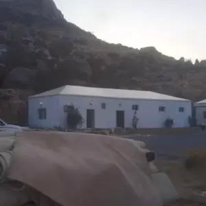 0585 انجاز الظل للمظلات والسواتر | بيوت شعر